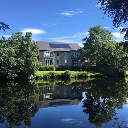 Beautiful Riverside Holiday Home 卡伦德 外观 照片
